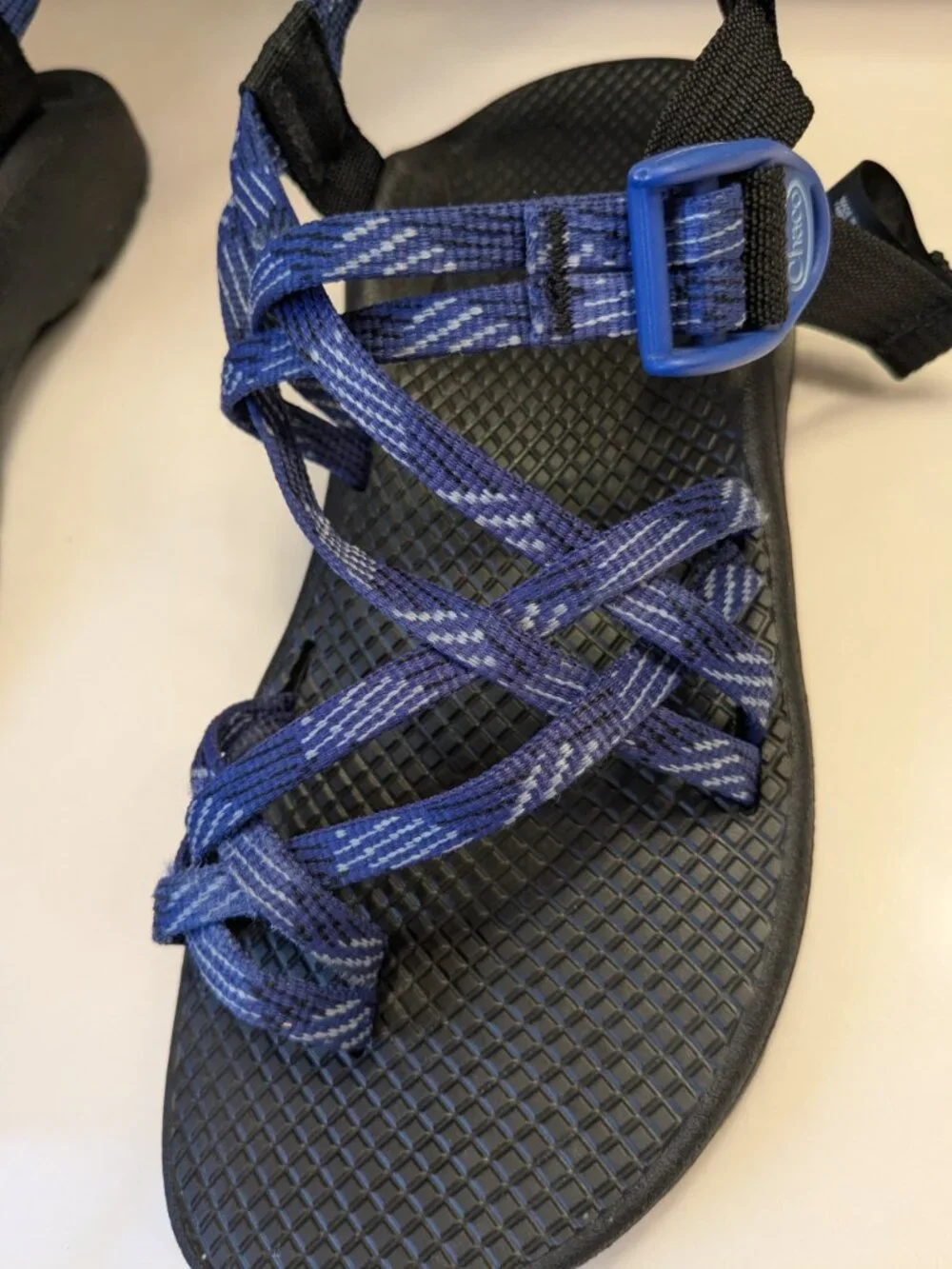 Chaco Women's Z/Cloud X2 sandals Women's Size 8